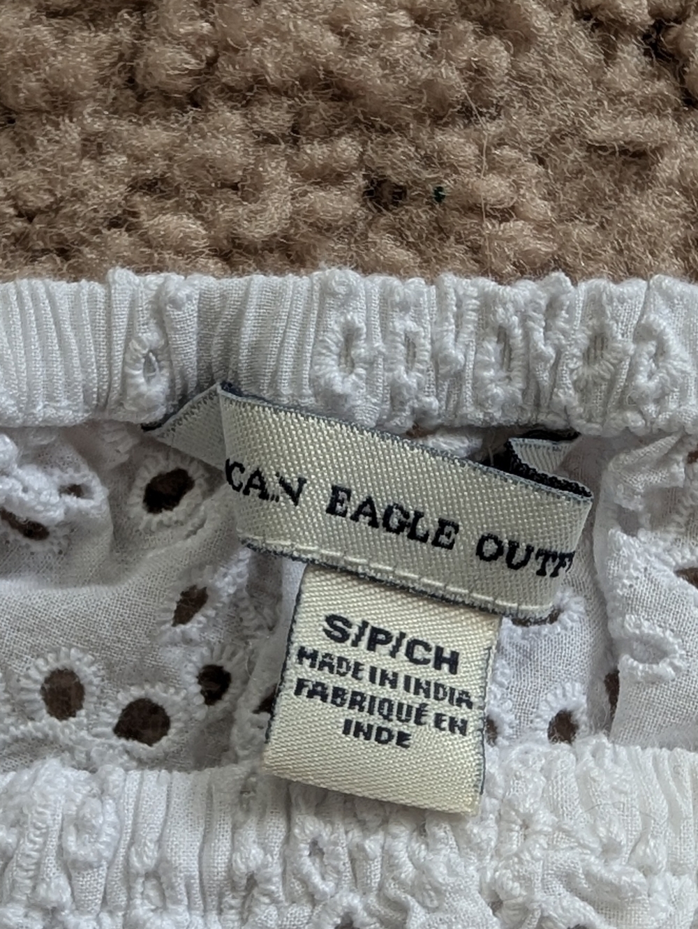 American Eagle Womens White Off Shoulder Eyelet Crop Top Size Small - Picture 6 of 9